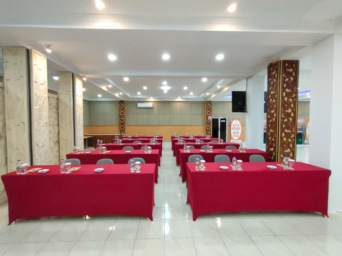 Golden Ganesha Hotel Yogyakarta By Ecommerceloka Gondowulung Exterior photo